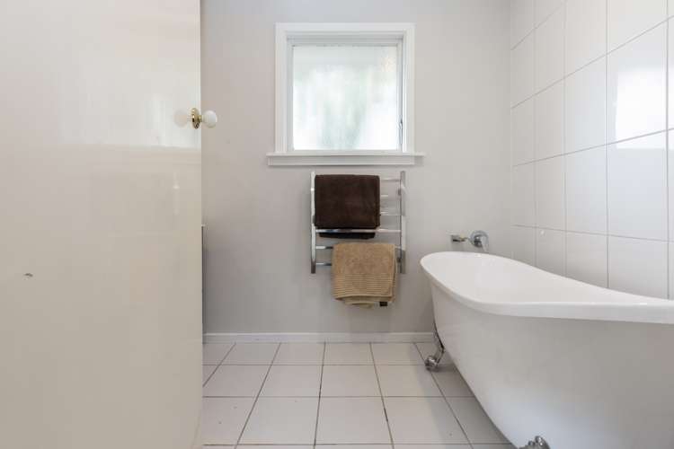 52 Chartwell Street Burwood_12