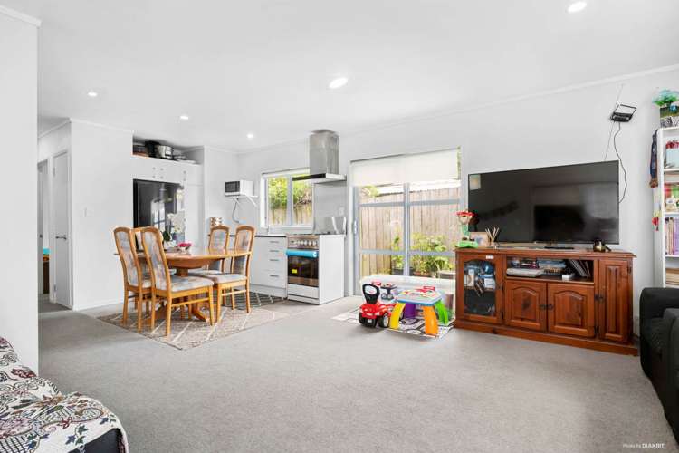 207 Gills Road Half Moon Bay_17