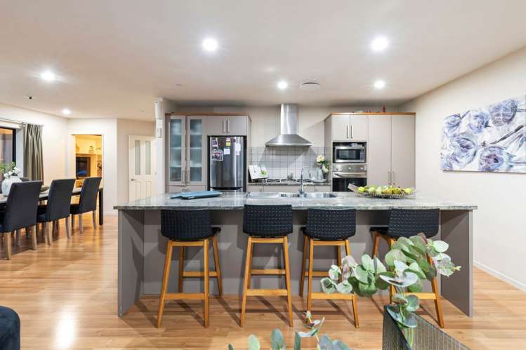 274 Murphys Road Flat Bush_12