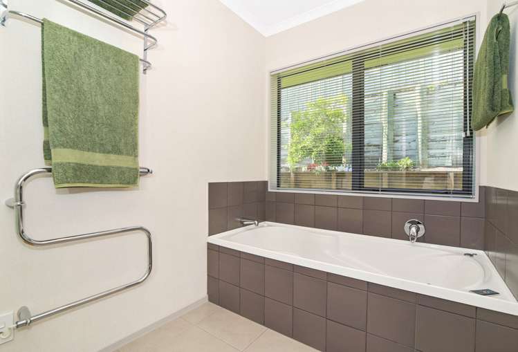 48 Cotswold Place Ohauiti_10