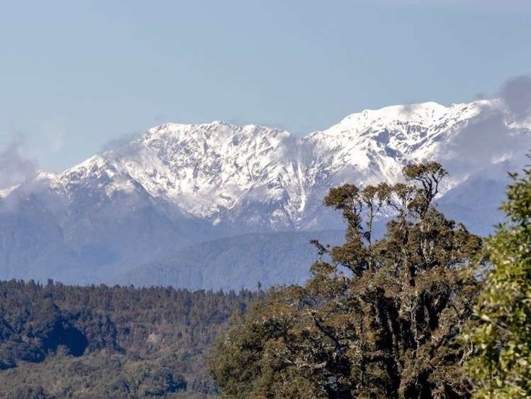 9 Lake Kaniere Road Hokitika_24