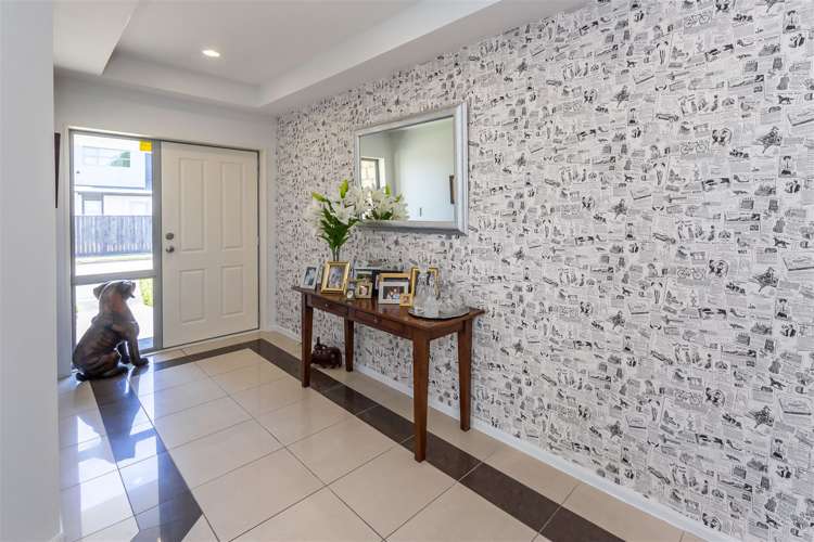 7 Applefield Court Northwood_2