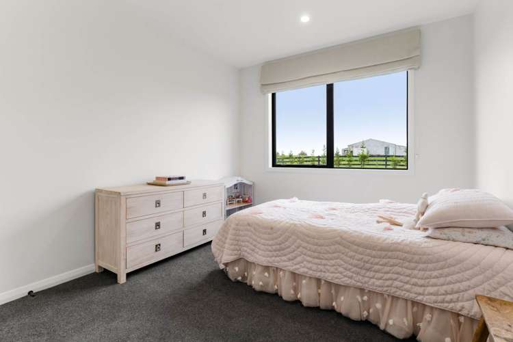 82 Ewen Place Karaka_13