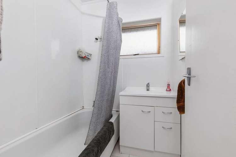 2/6 Trafalgar Road Milford_9