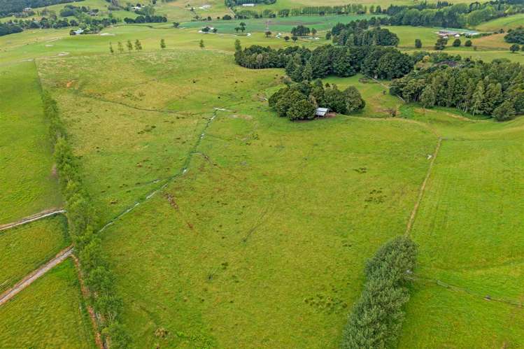 120 Springs Road Poroti_35