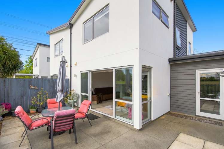32 Menin Gate Crescent Broomfield_21