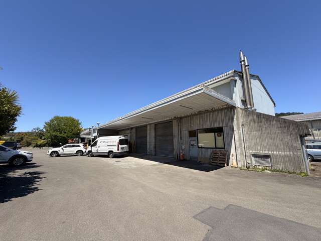 Drive-Through Warehouse with Offices & Yard availa