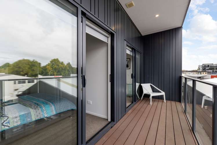 9/13 Vialou Street Hamilton Central_14