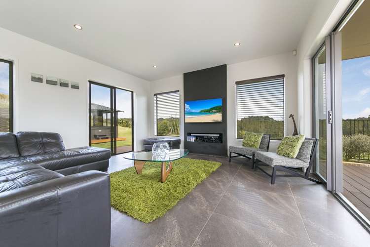 70 Taiapa Valley Road Muriwai_1