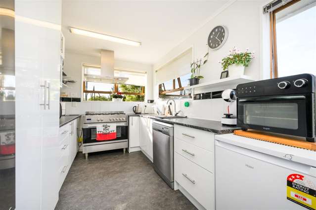 21 Flower Street Bulls_2