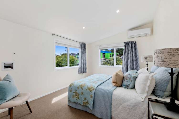 640 Beach Road Browns Bay_14