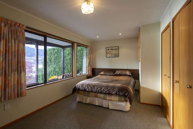 591 Peninsula Road Kelvin Heights_23