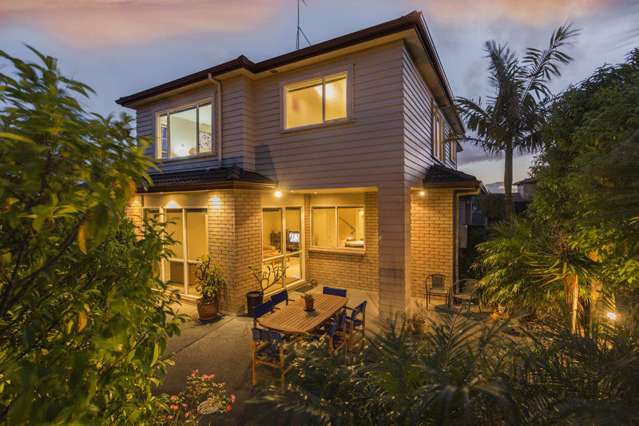 11 Chard Place Flat Bush_2