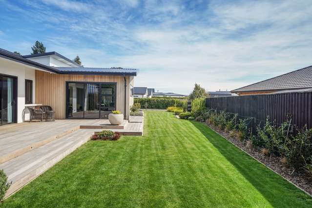 5 Carnaveron Drive Lincoln_4