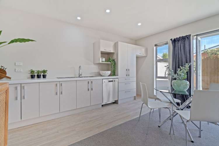 11g Clarence Street South Addington_9