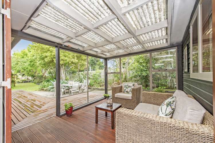 51 Kings Avenue Waikuku Beach_20