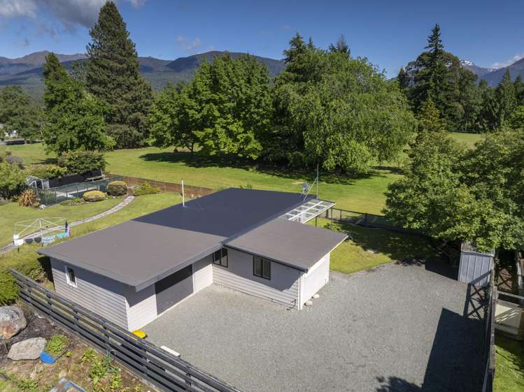 29B Matai Street Te Anau_16