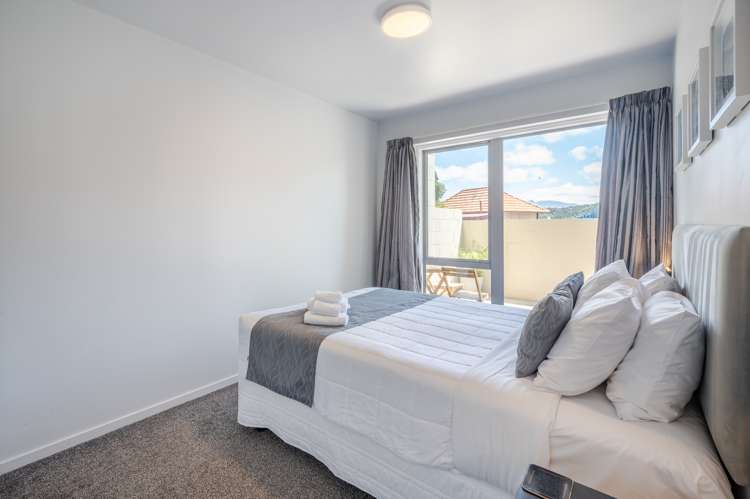 79c Beach Road Akaroa_10