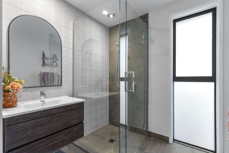 16 Mearns Way Ohauiti_19