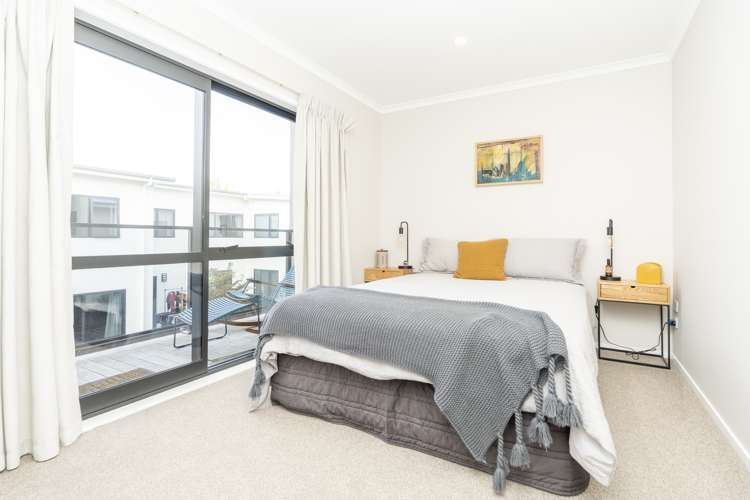 8/13 Beale Street Hamilton East_15