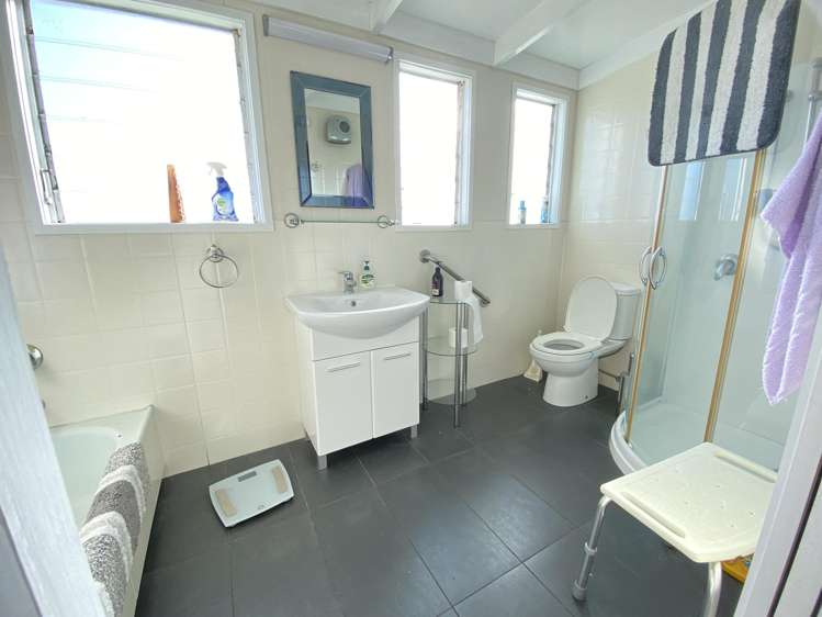 9 Selwyn Road Manurewa_13