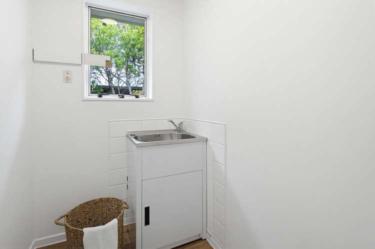 77 Baylands Drive Newlands_12