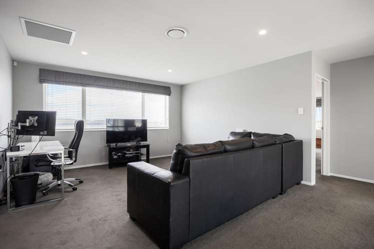 2 Boocock Crescent Orewa_10