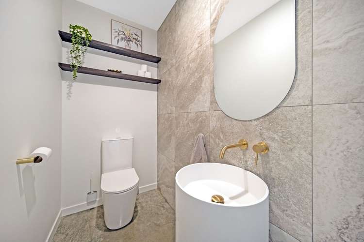 49 Pukutahi Drive Te Anau_27