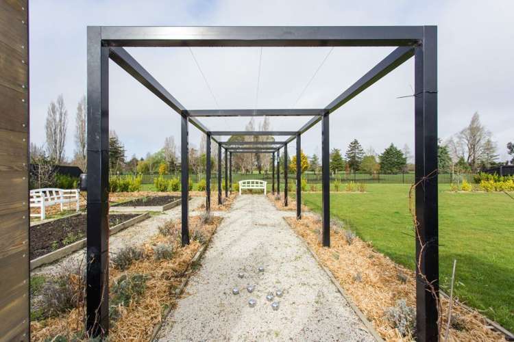 9 Kawharu Street Marshland_12