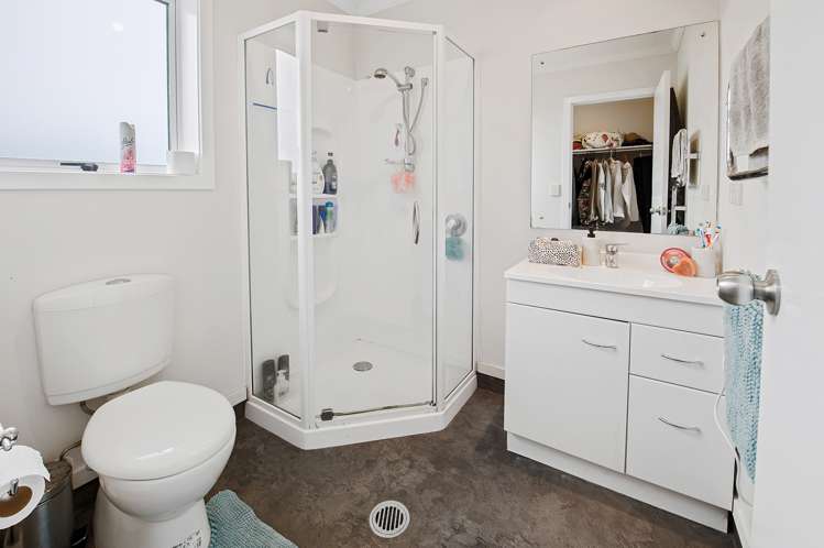 75 Lothian Crescent Strathern_10