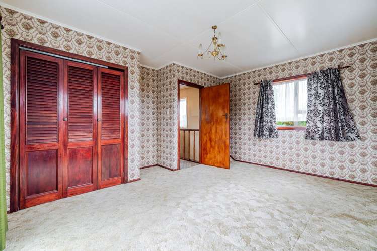 16 Huxley Street Pahiatua_11