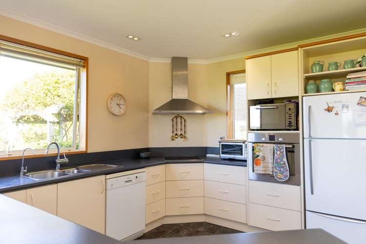 235a Waimumu Road Gore Surrounds_11