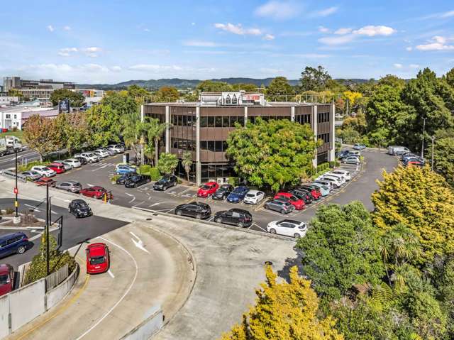 6 Alderman Drive Henderson_3