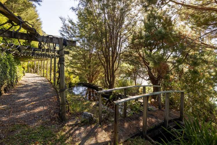 577 Queen Charlotte Drive Havelock_39