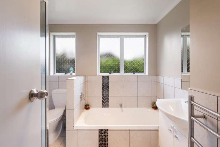 76 Benmore Avenue Cloverlea_14