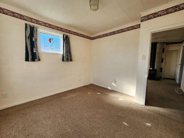 866 State Highway 7 Dobson_5