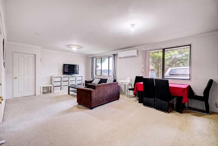 11 Plumstead Rise Glen Eden_11