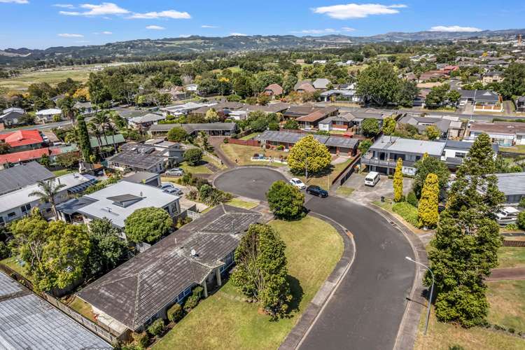 22 Magnolia Avenue Opaheke_21