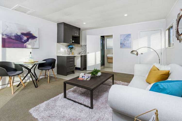 1/117 Lancaster Road Beach Haven_12