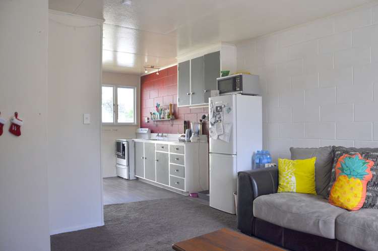 3/11 Cornwall Place Stoke_16