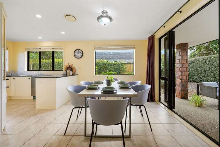 9A Rapaki Place Te Atatu Peninsula_11