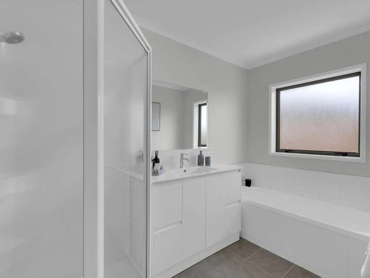 78 Wentworth Drive Rototuna North_16