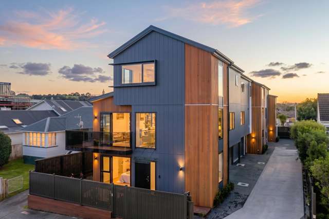 All in One- View, Luxury, Location
