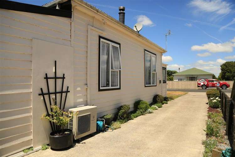 48 Fenton Street Stratford_9