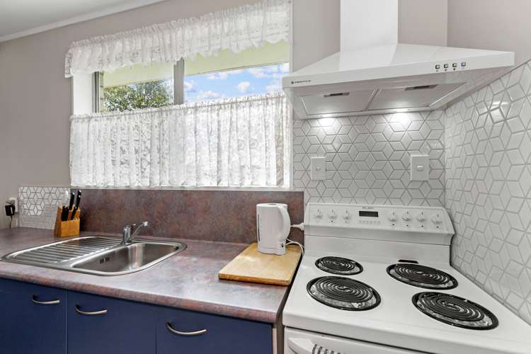 8a Bradley Place Nawton_9