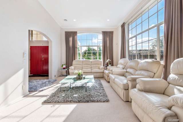 9 Carousel Crescent East Tamaki Heights_1