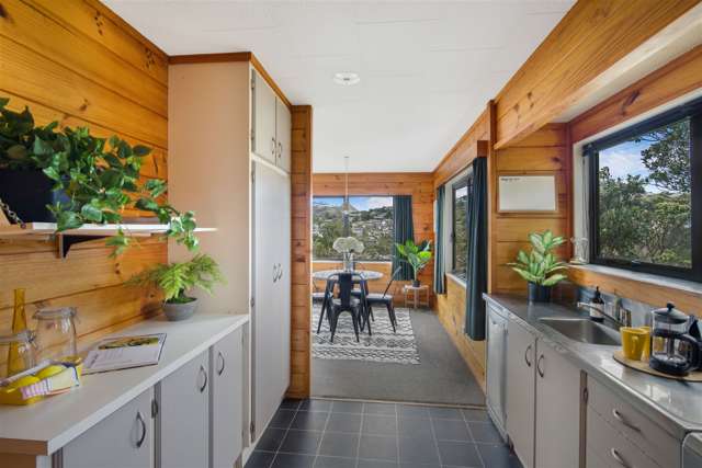 44a Bassett Road Johnsonville_2