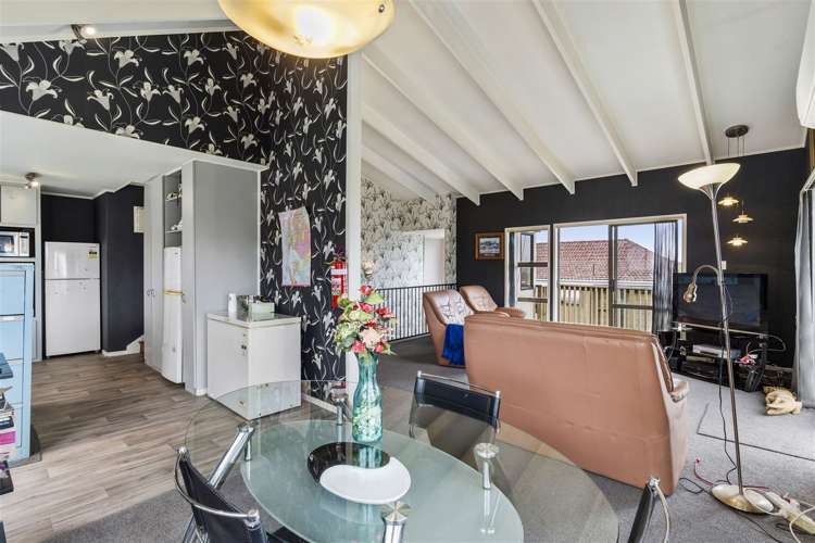 1/15 Gwenand Place Botany Downs_11