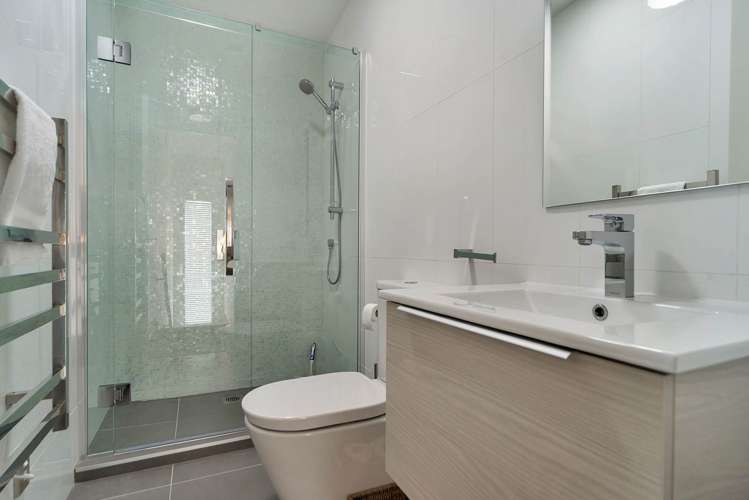 2/34 Ireland Street Freemans Bay_12