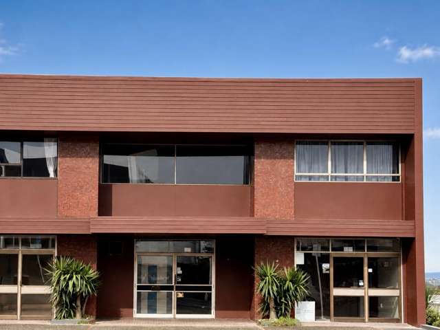 Office/231 Hinemoa Street Birkenhead_1